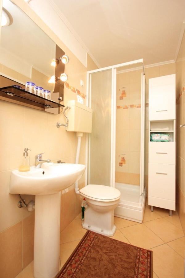 Apartments And Rooms By The Sea Medveja, Opatija - 2305 Laurana Esterno foto