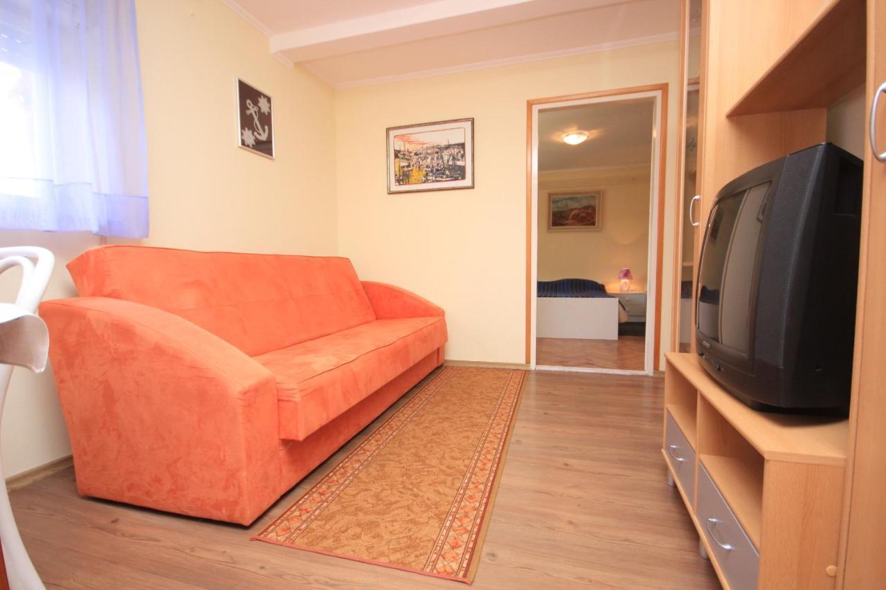 Apartments And Rooms By The Sea Medveja, Opatija - 2305 Laurana Esterno foto