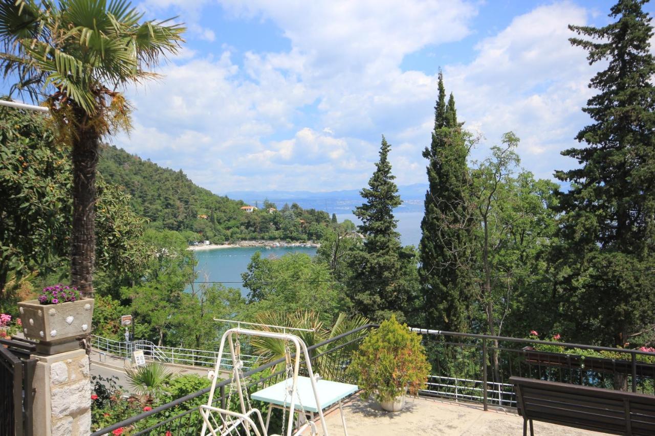 Apartments And Rooms By The Sea Medveja, Opatija - 2305 Laurana Esterno foto