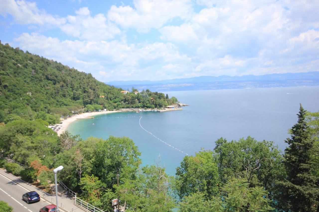 Apartments And Rooms By The Sea Medveja, Opatija - 2305 Laurana Esterno foto