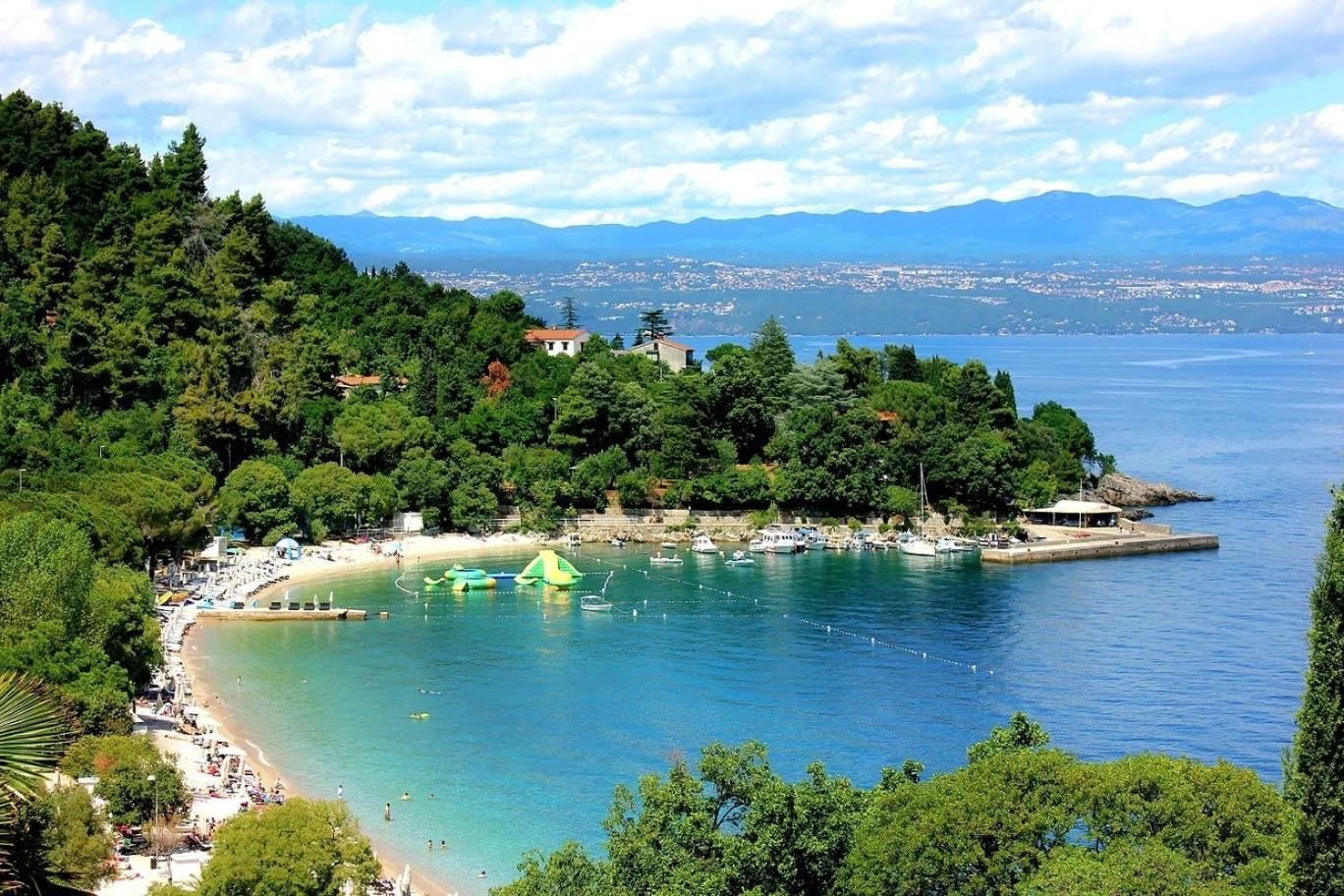 Apartments And Rooms By The Sea Medveja, Opatija - 2305 Laurana Esterno foto